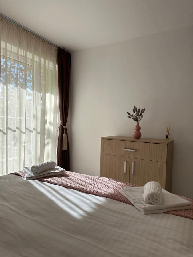 Fly Airport Residences & Therme-Self Check-In Otopeni Εξωτερικό φωτογραφία