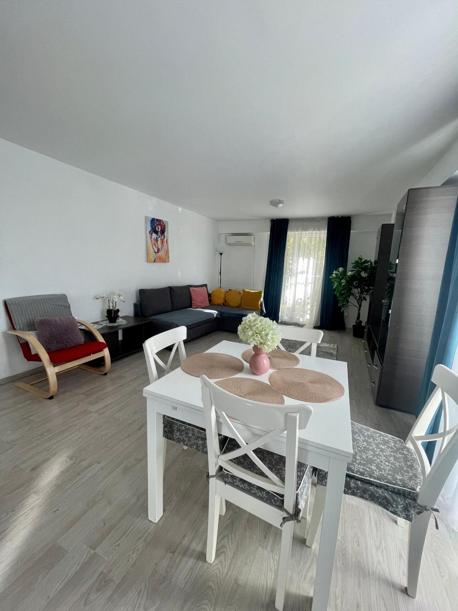 Fly Airport Residences & Therme-Self Check-In Otopeni Εξωτερικό φωτογραφία