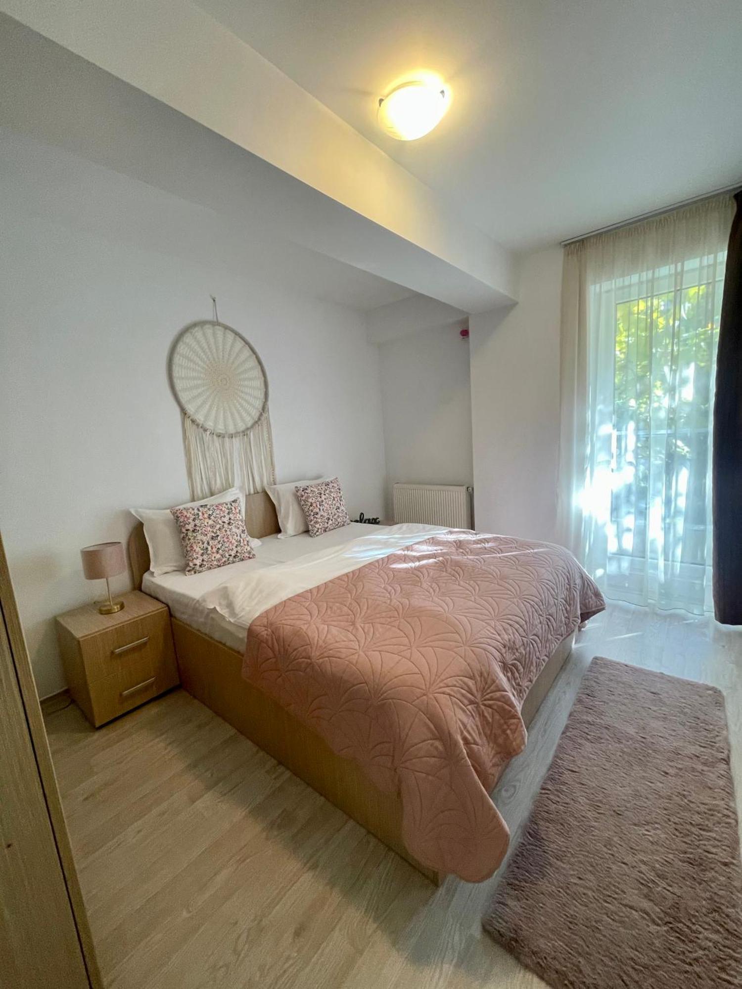 Fly Airport Residences & Therme-Self Check-In Otopeni Εξωτερικό φωτογραφία