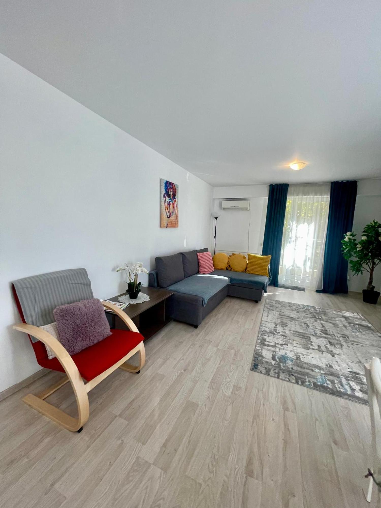 Fly Airport Residences & Therme-Self Check-In Otopeni Εξωτερικό φωτογραφία