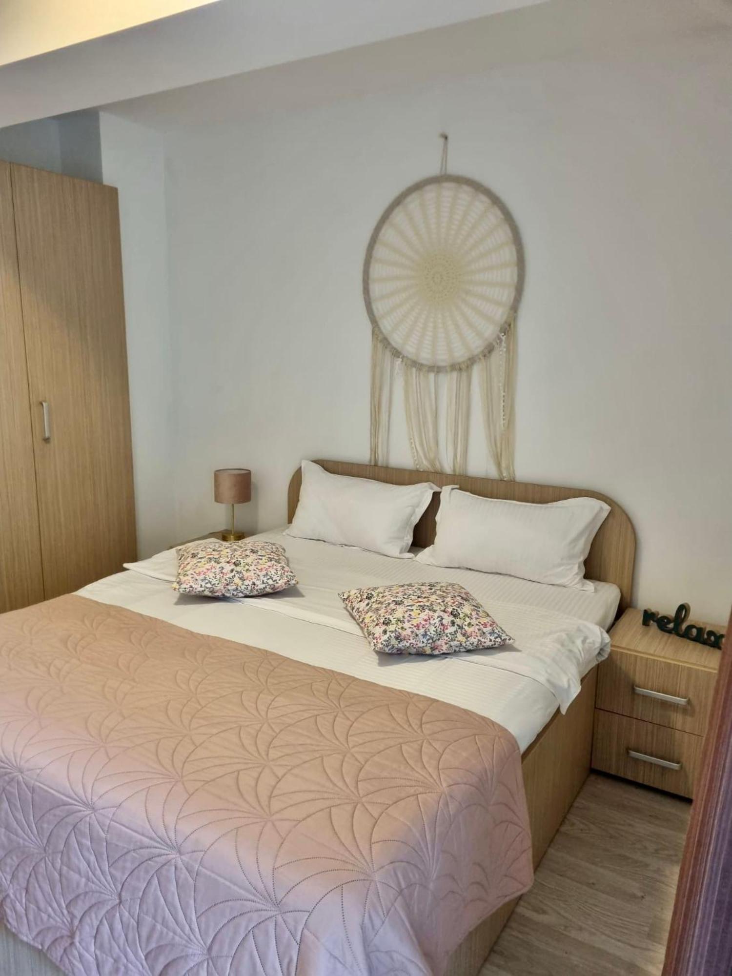 Fly Airport Residences & Therme-Self Check-In Otopeni Εξωτερικό φωτογραφία