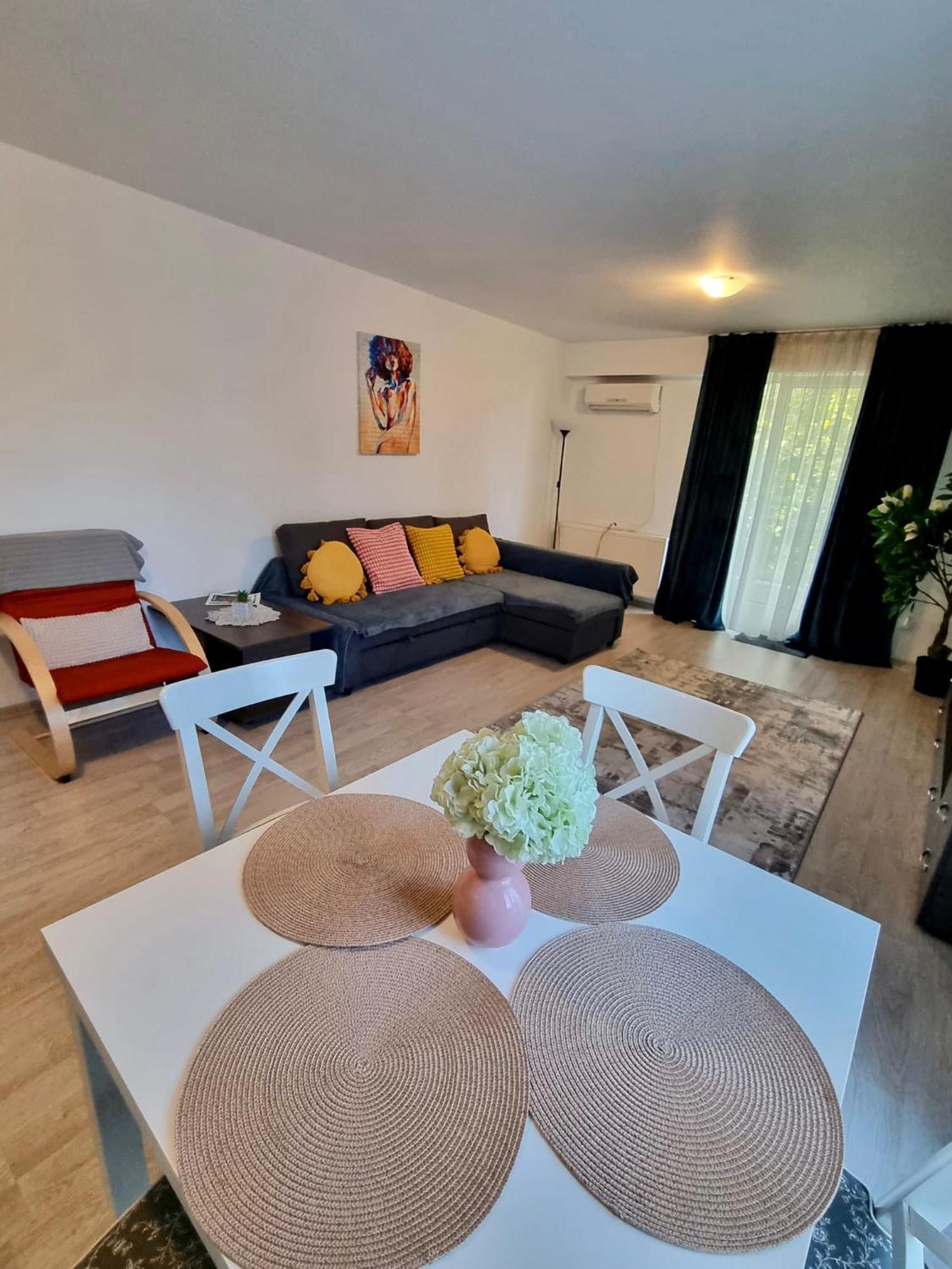 Fly Airport Residences & Therme-Self Check-In Otopeni Εξωτερικό φωτογραφία